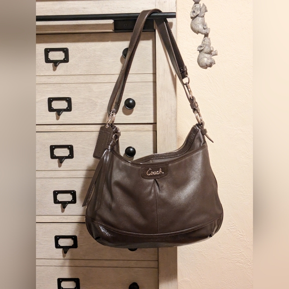 Coach Bag 19726 Beautiful Vintage Mahogany Brown Leather Bag Excellent Condition - Picture 7 of 13